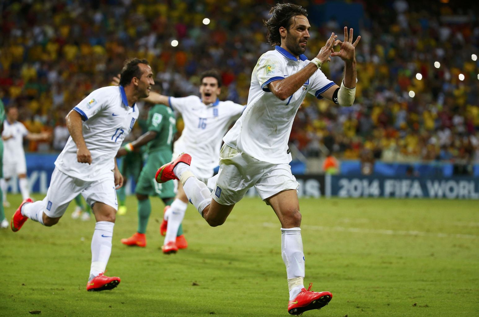2014-06-24T220559Z_871634988_TB3EA6O1PG6UM_RTRMADP_3_SOCCER-WORLD-M38-GRE-CIV.jpg